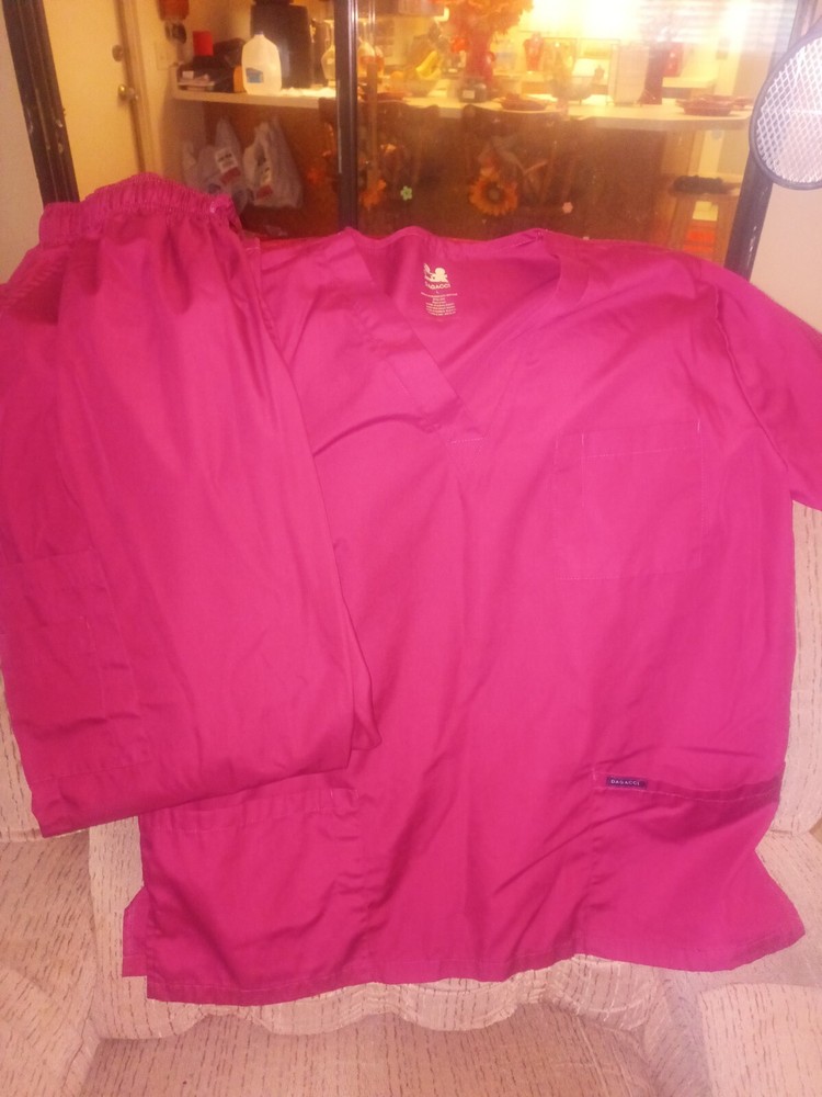 Burgundy women's scrub Sets Sz Large