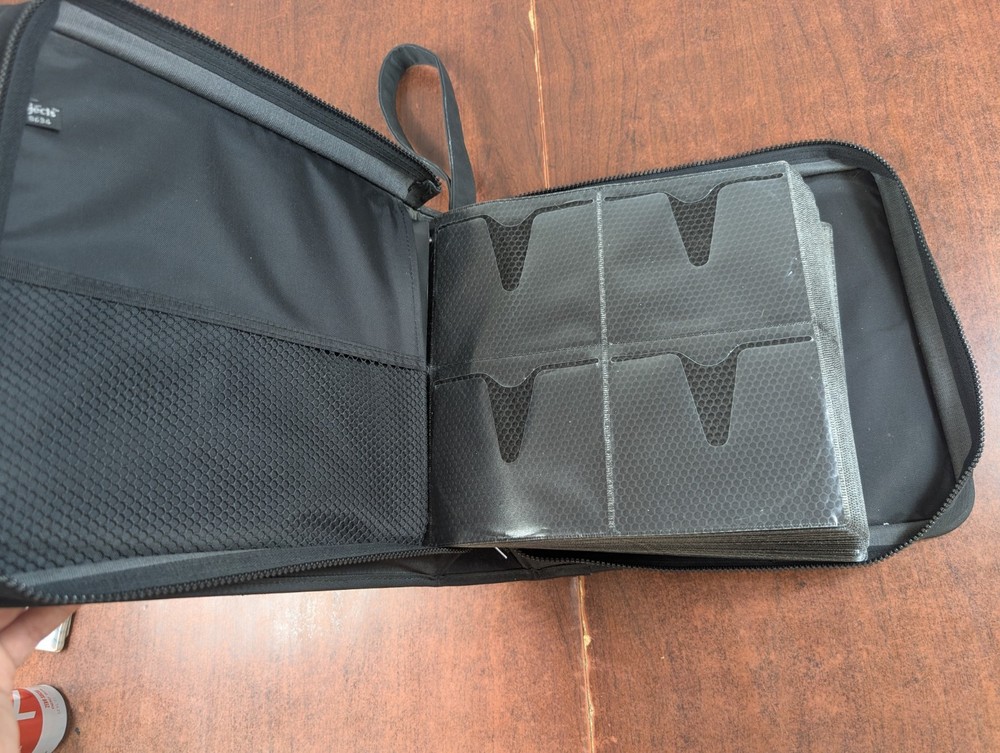 Cd Projects 208 CD DVD BLURAY Disc Storage Binder NYLON Wallet Black Handle