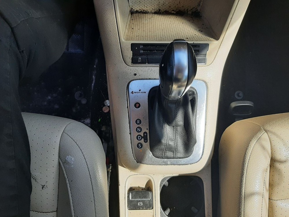 TIGUAN 2013 Headrest 1014243