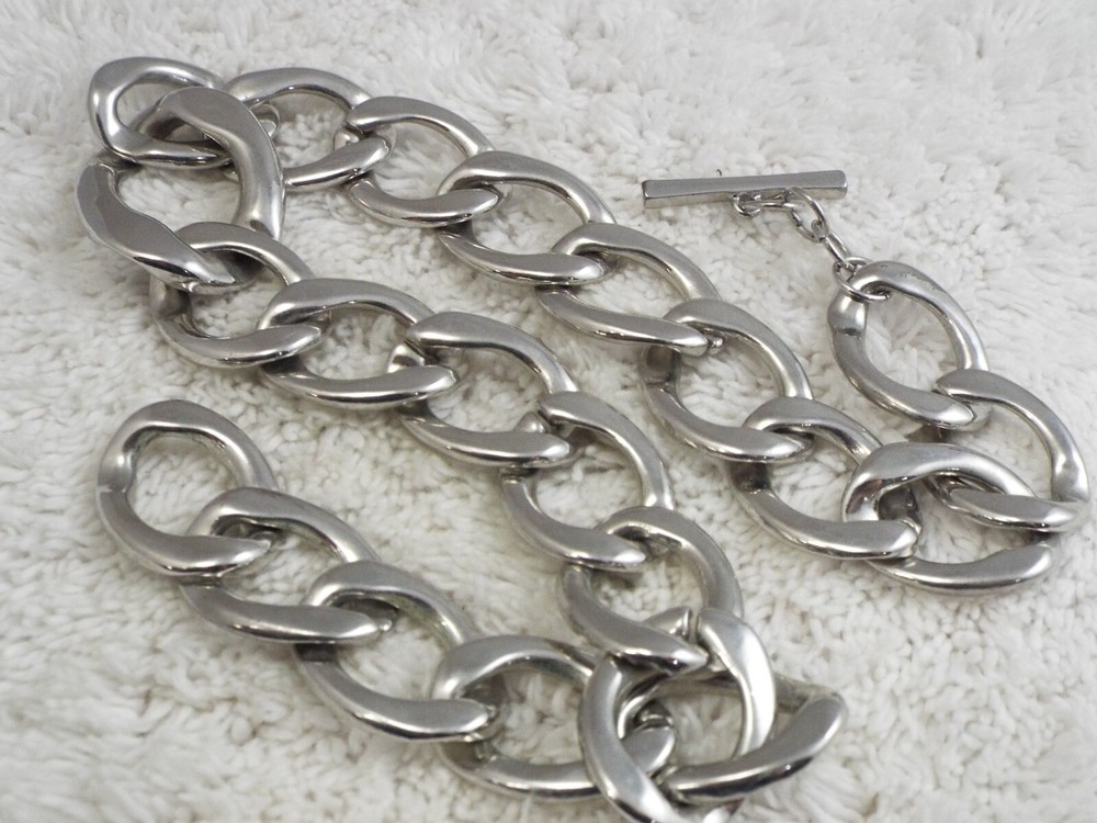 Silvertone Link Chain Necklace (C30)