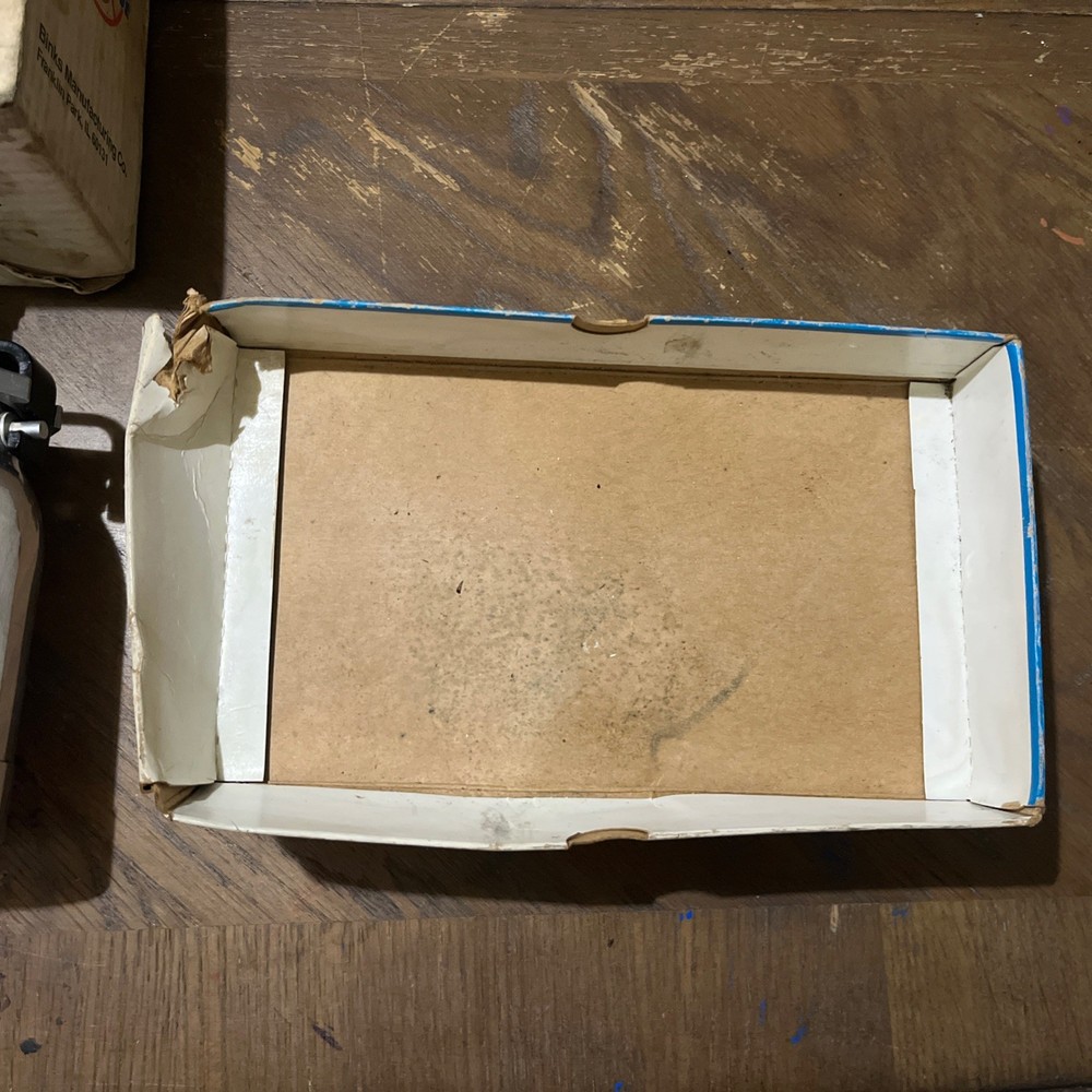 Brinks Spray Gun Model 18 And Drip Proof 2 Spray Gun Cup With Boxes