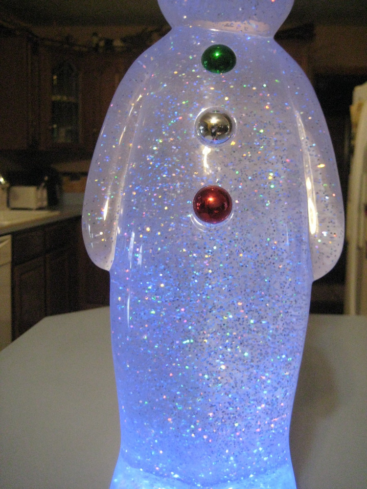 HALLMARK MERRY MAGIC SNOWMAN LIGHTED LARGE 18" COLOR CHANGE SNOW GLOBE 2009 HTF
