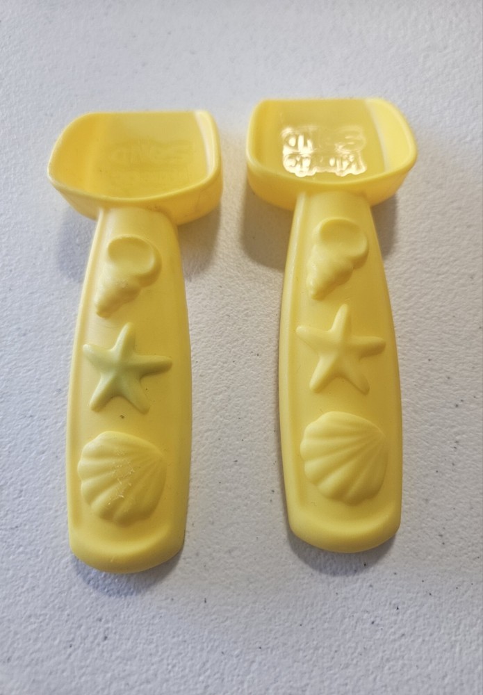 Used (2) Kinetic Sandbox Set & 3 accessories