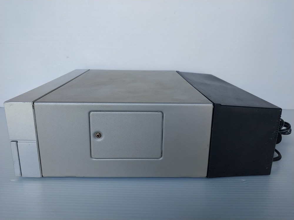 Vintage Sharp Automatic Turntable Front Loading Plays Both Sides RP-116 Japan