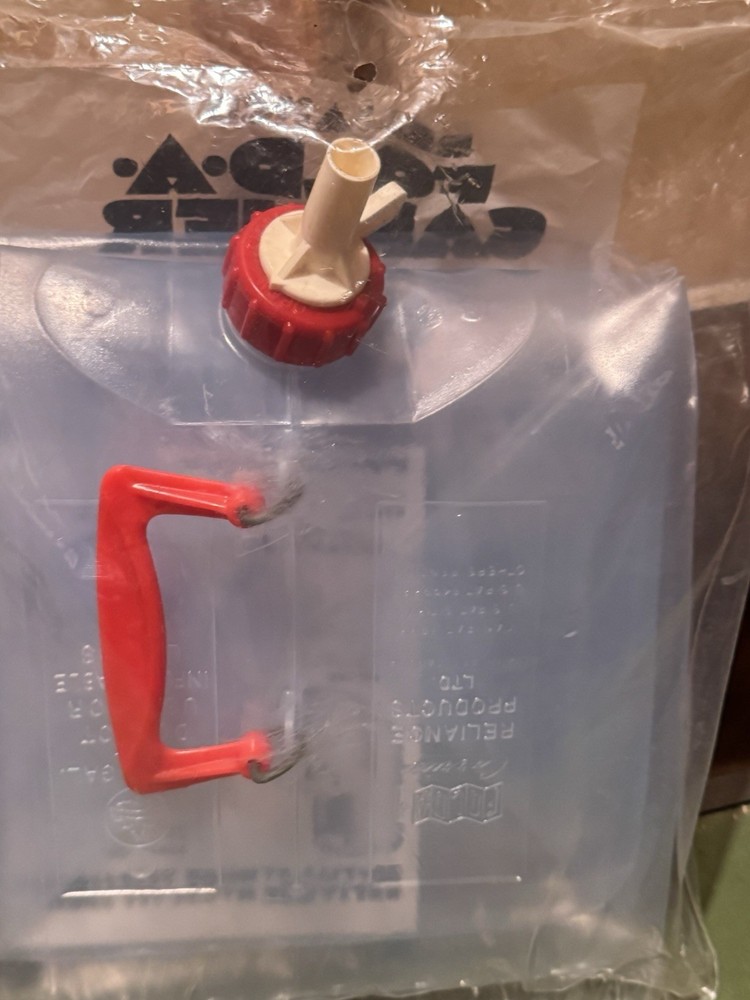 Collapsible 5 Gallon Water Container