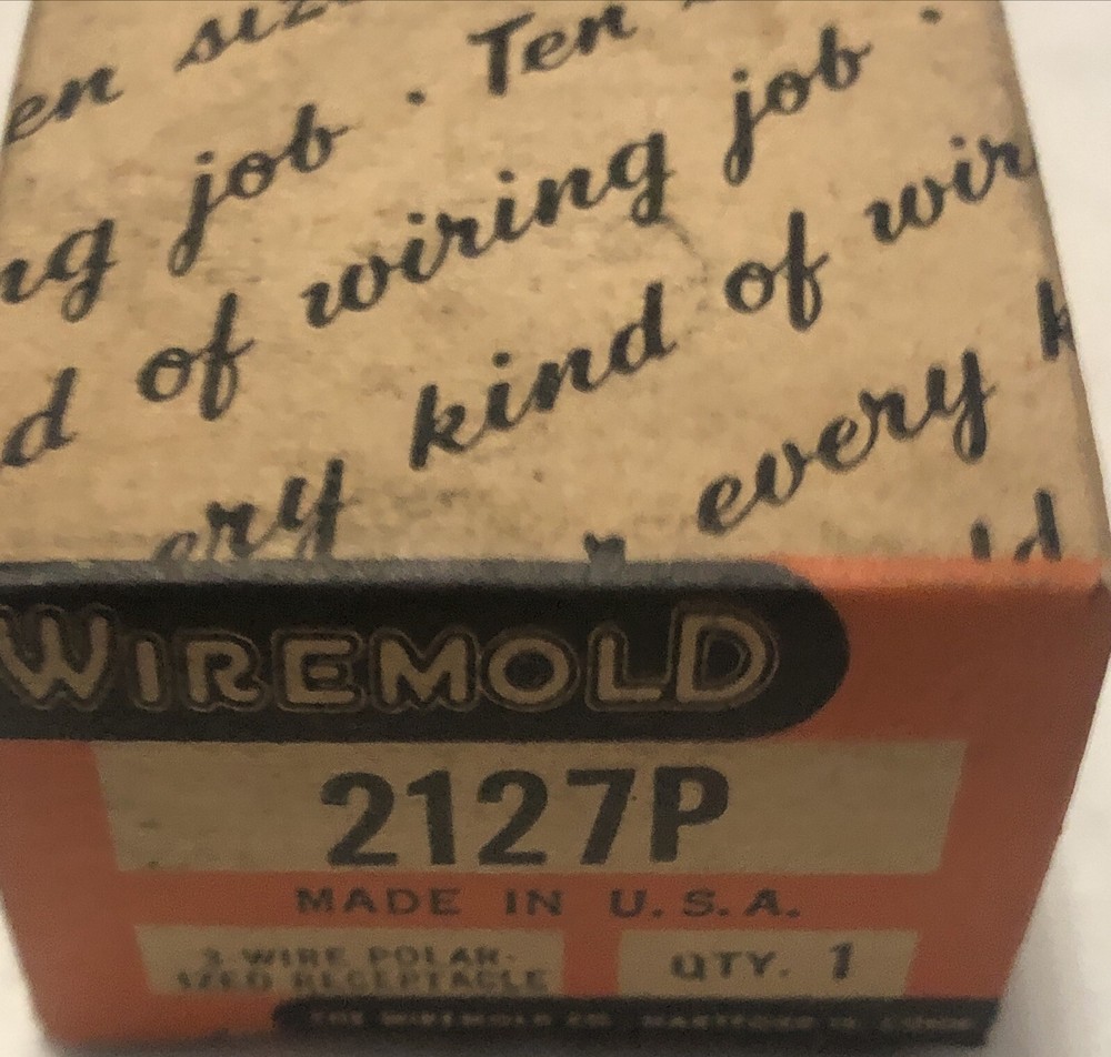 VINTAGE UNUSED WIREMOLD BAKELITE ELECTRICAL RECEPTACLE SOCKET 2127P