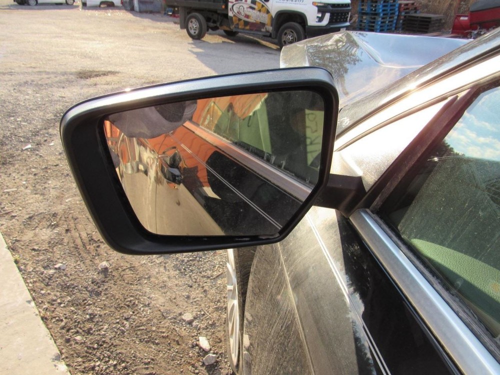 IMPALA 2018 Glove Box 1012372