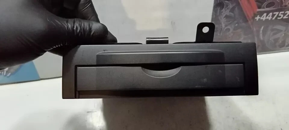 VOLVO S40 V50 C30 DVD NAVIGATION READER UNIT 31344935