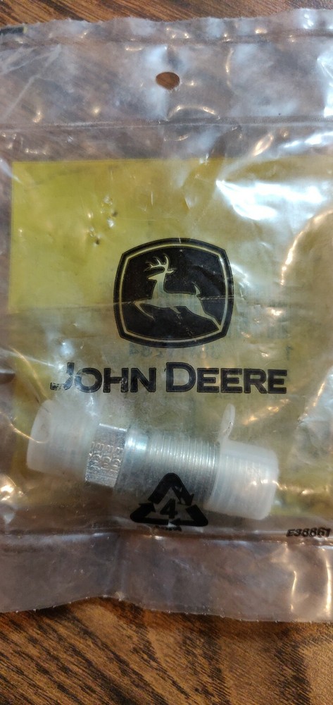 John Deere Original Equipment Adapter Fitting #38H1284