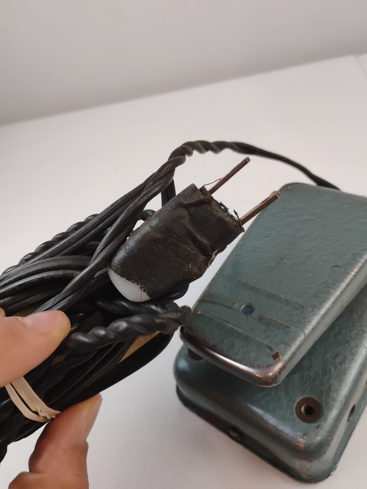 Vintage Universal Zig Zag Pedal Tested Free Ship