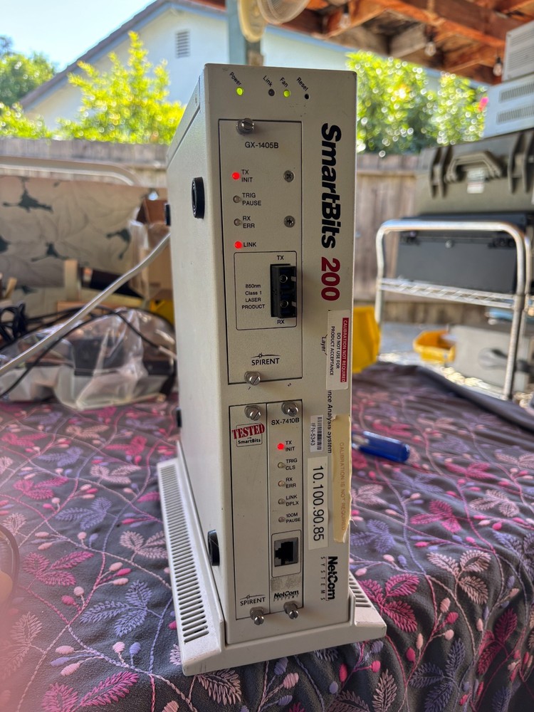 NetCom SmartBits 200 Performance Analysis System w/GX-1405B, SX-7710B Modules