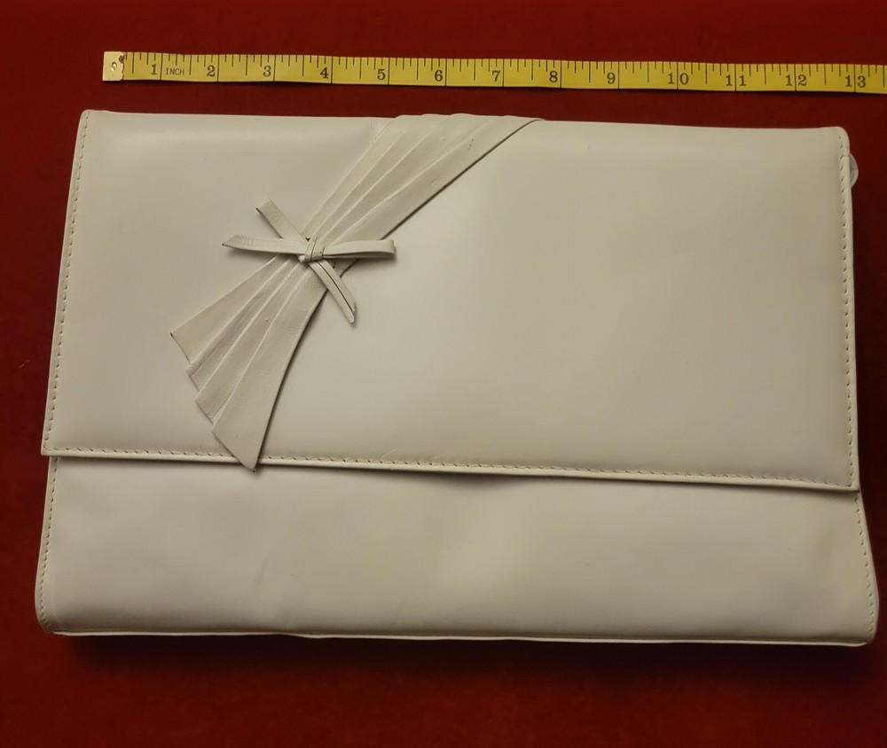 Vintage handbag ~ White with white accents.