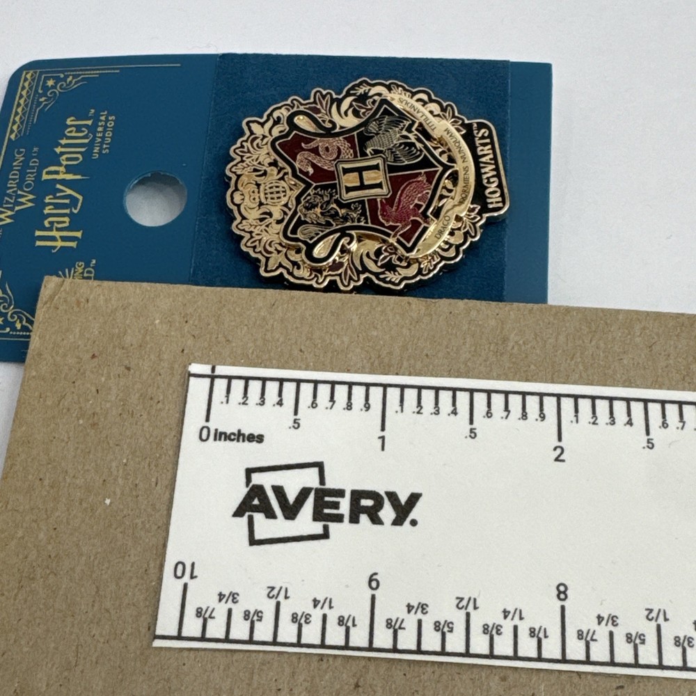 Universal Studios Wizarding World Harry Potter Hogwarts House Crest Shield Pin