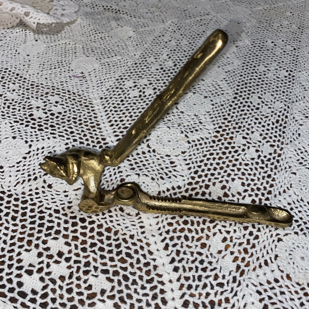 Vintage Solid Brass Squirrel Nut Cracker 6” Heavy Free Shipping!