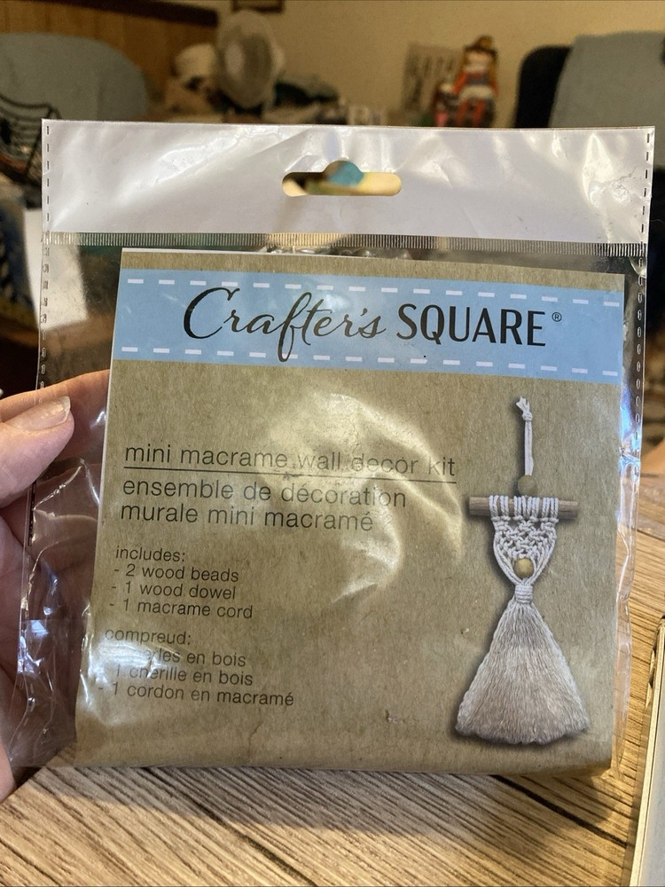 Crafter's Square Mini Macrame Wall Decor Macrame Kit SEALED NEW