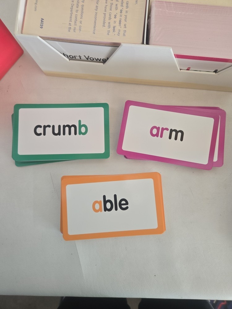 Lakeshore Phonics Word Card Library # AA139