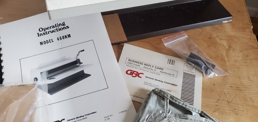GBC CombBind Binding Machine Model 460KM New Old Stock