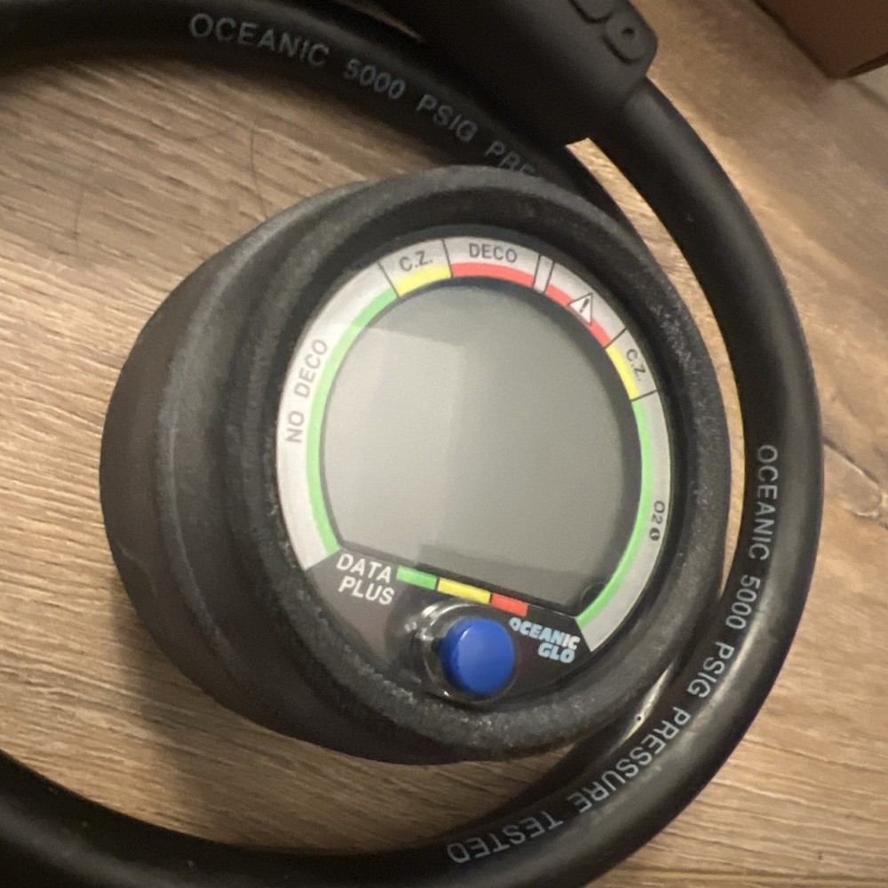 Oceanic Data Plus Nav Con Dive Computer Console Dataplus & Quick Disconnect Hose
