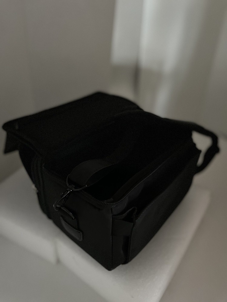 HP Expandable Black Camera Case/Bag, Padded With Shoulder Strap