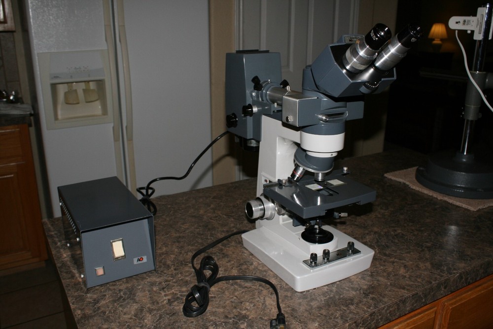 *Sale* AO Microstar 110 FLUORESCENCE / Brightfield Microscope, Refurbished.