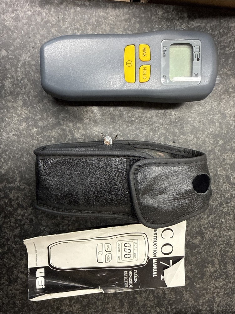 UEi CO71 Carbon Monoxide (CO) Hand Held Meter Detector w/Case & Instructions