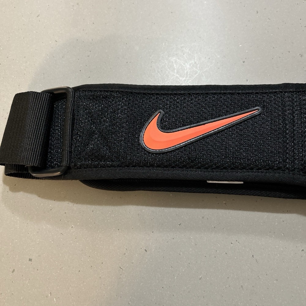Nike Structured Weight Lifting Belt Adjustable Fit Black EUC Training