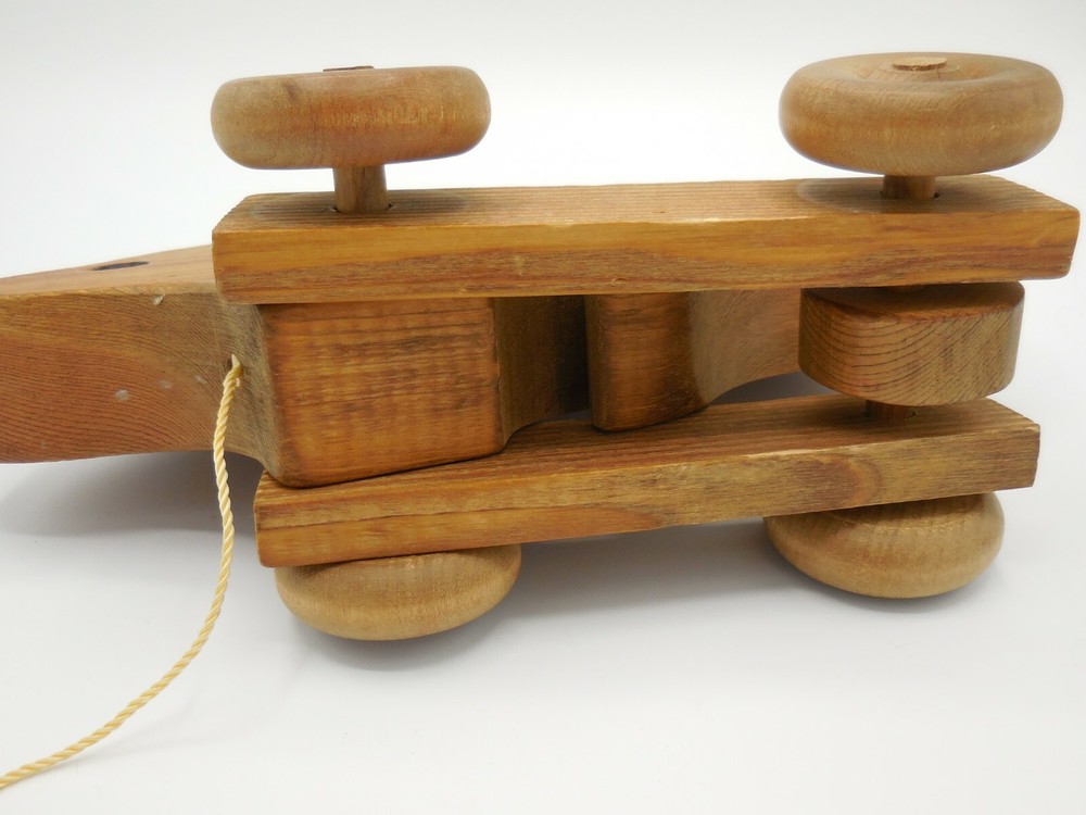 Wooden Rabbit Pull Toy Hopping Rabbit