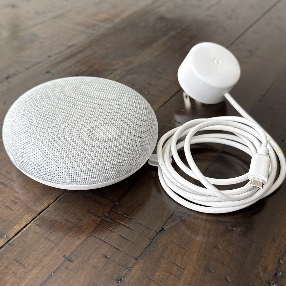 Google Home Model HOA Mini Smart Assistant Bluetooth Speaker Tested
