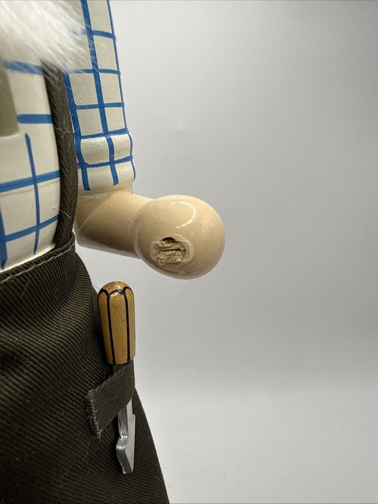 Toy maker Craftsman Nutcracker 13.5 Tall.