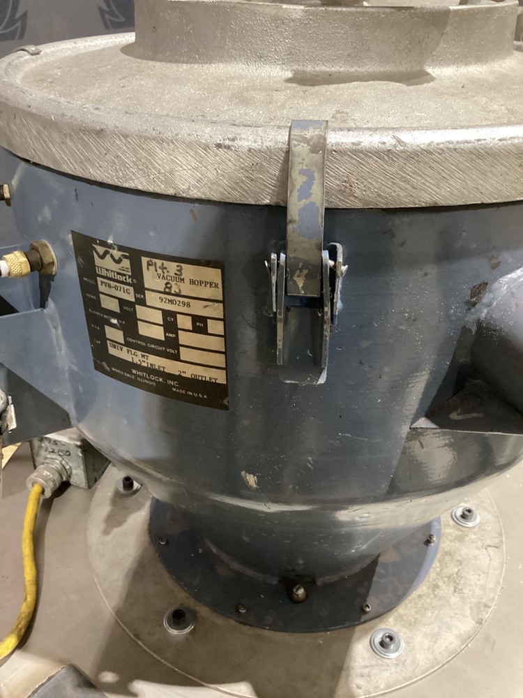 AEC WHITLOCK PVH-071G VACUUM HOPPER LOADER USED