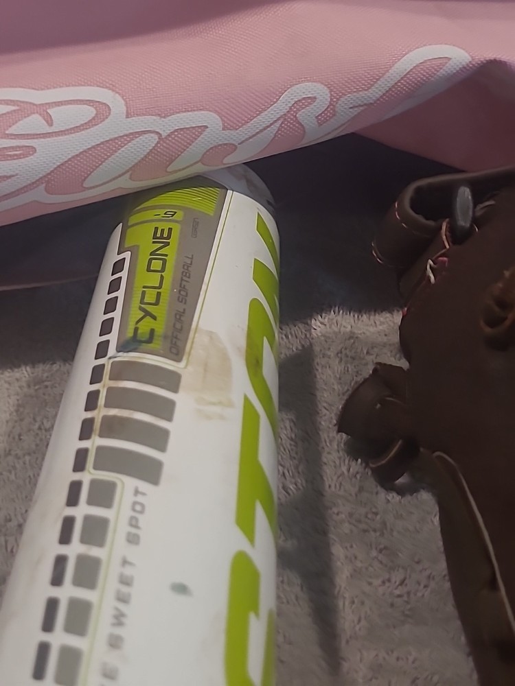 Girls Fast Pitch Equipment