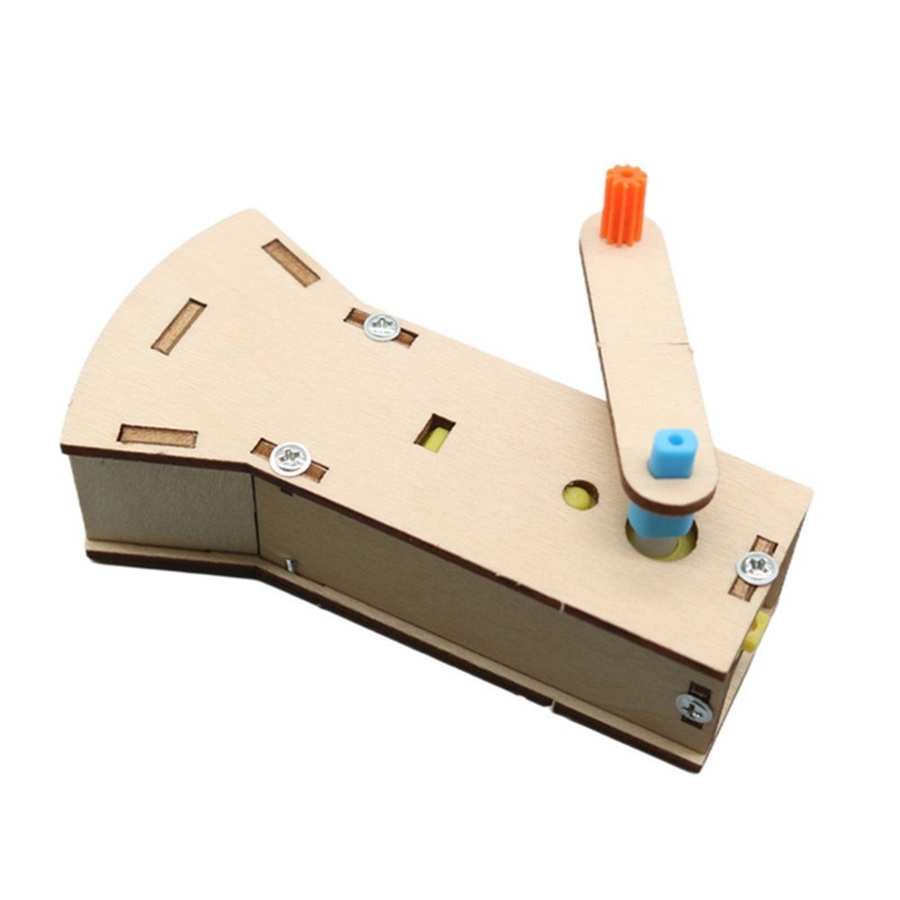 DIY Hand Cranked Flashlight with Extendable Rod for Stable Power Output