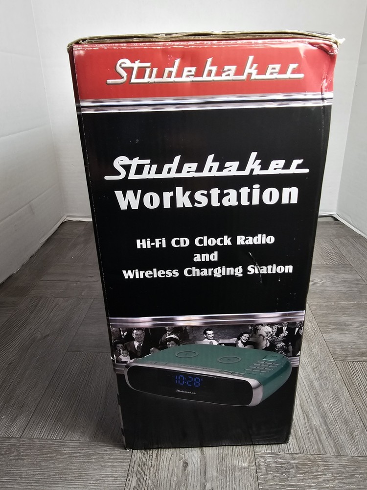 Studebaker Workstation Hi-Fi CD Clock Radio Bluetooth FM Wireless Charging Blue