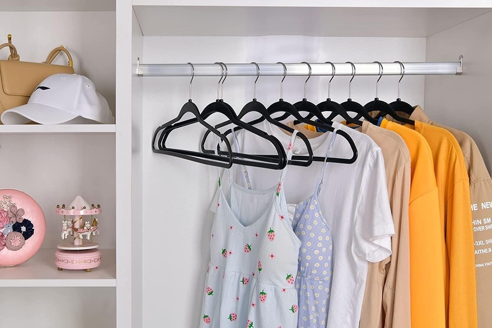 50-Pack Slim Black Plastic Hangers with Rotatable Chrome Hooks - Space-Saving