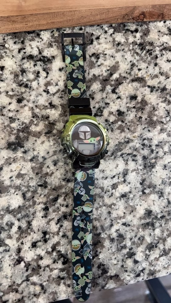 Star Wars Mandalorian Child Watch