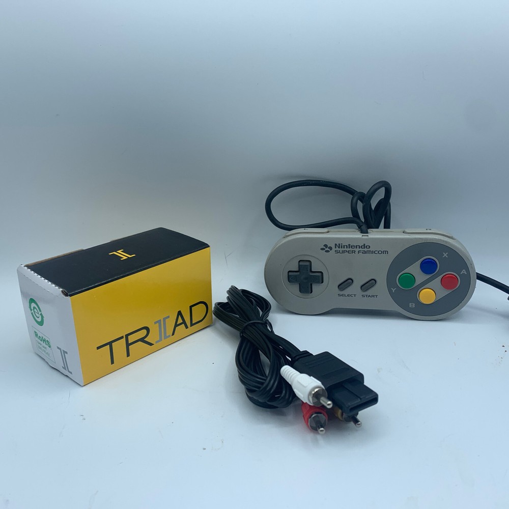 Nintendo Super Famicom. Great working condition! Console only or with everything