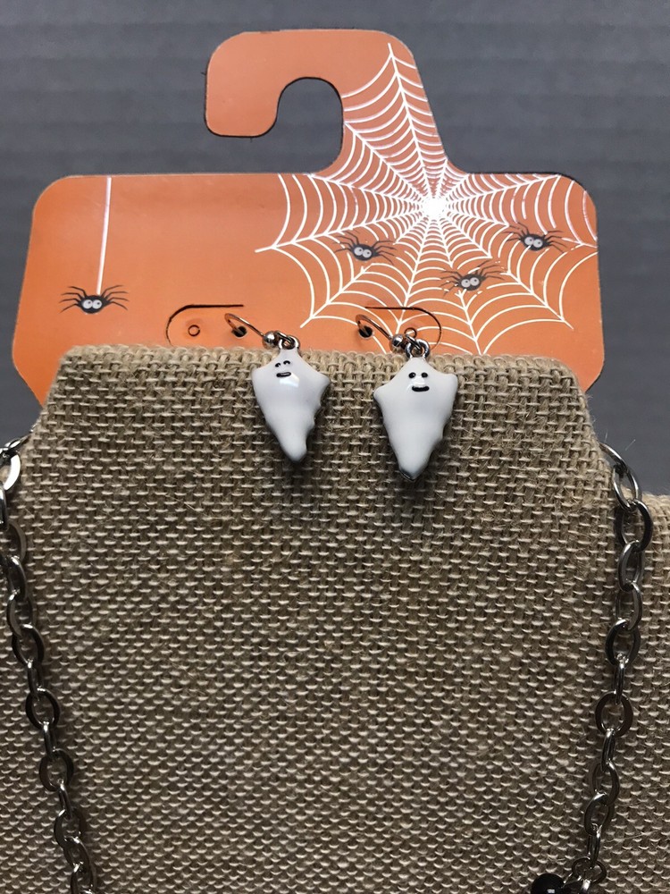halloween necklace with ghost earrings