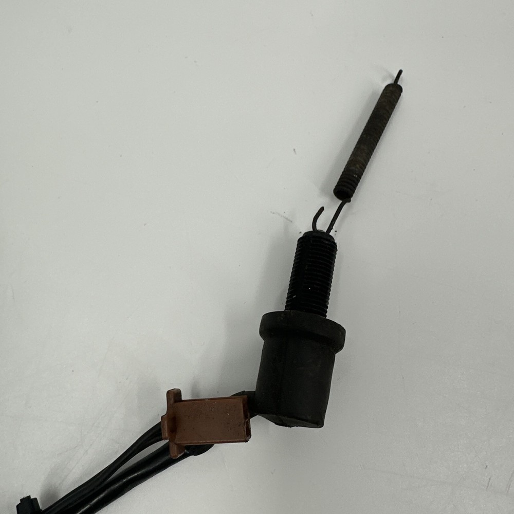 Yamaha R6 5EB rear brake light switch #D47