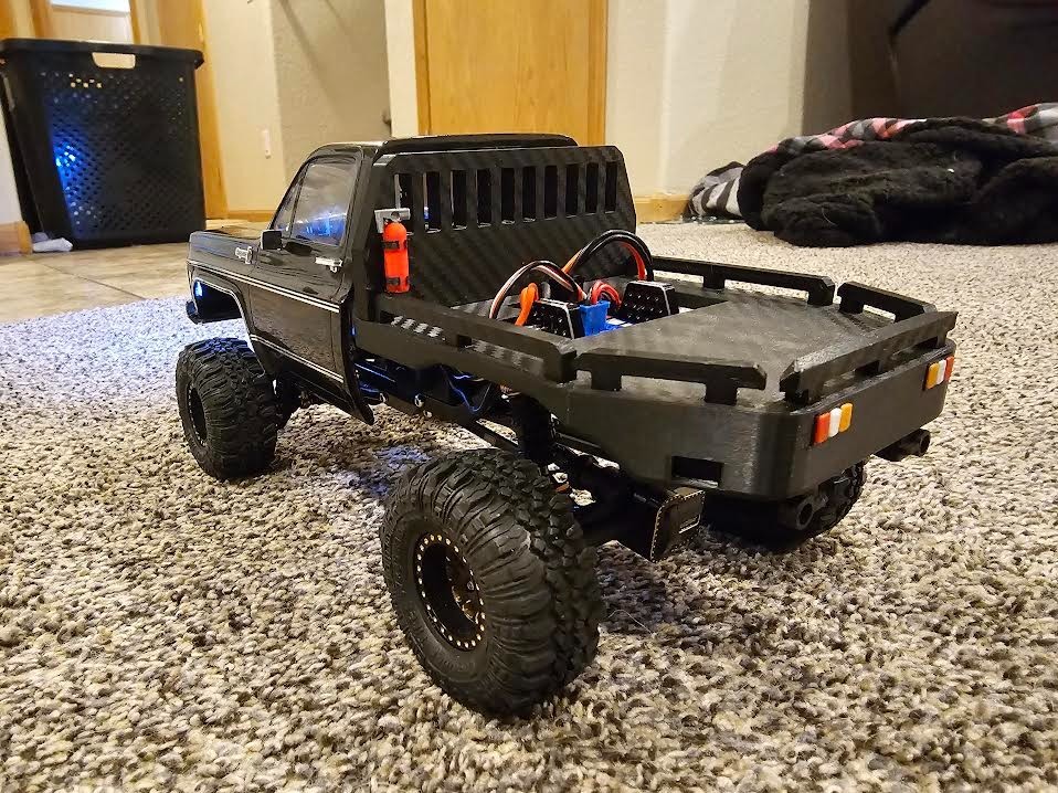 3d printed 1/18 scale TRX4M Flatbed