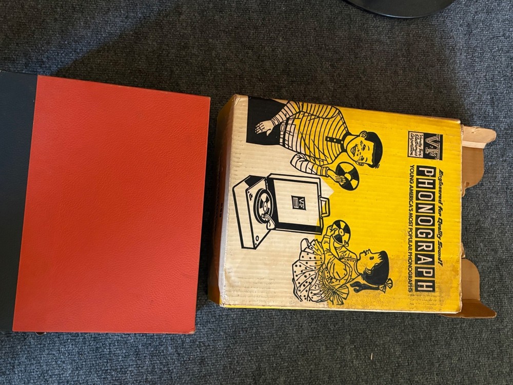 Vintage Vanity Fair Kids Phonograph