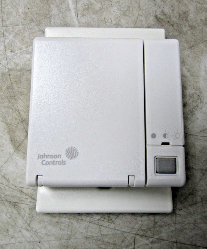 💥NEW JOHNSON CONTROLS WALL MOUNT TEMPERATURE CONTROLLER TE-67NP-2B00