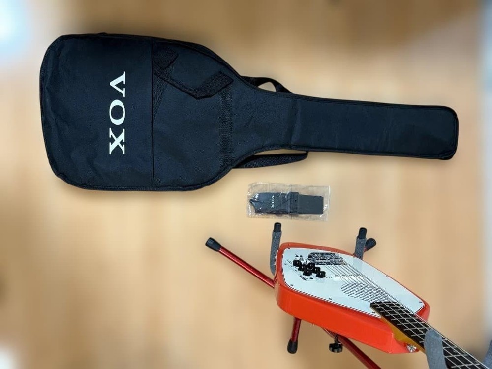 VOX Apache-2 Electric Bass Red-White Rhythm Function Safe Packing!