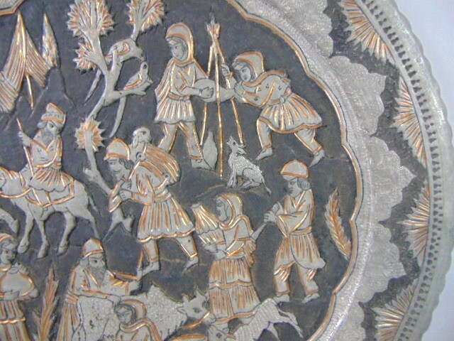 Vintage Antique Decorative Middle Eastern Copper Tray