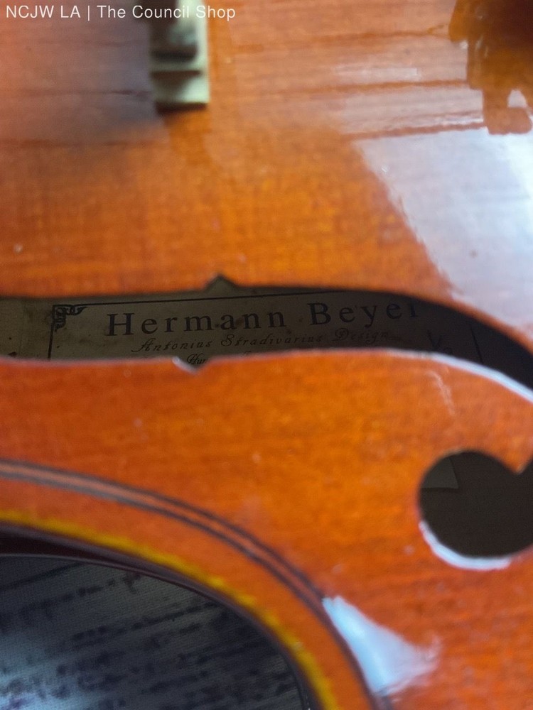 Vintage Hermann Beyer Violin Model E201125 [MISSING STRING]