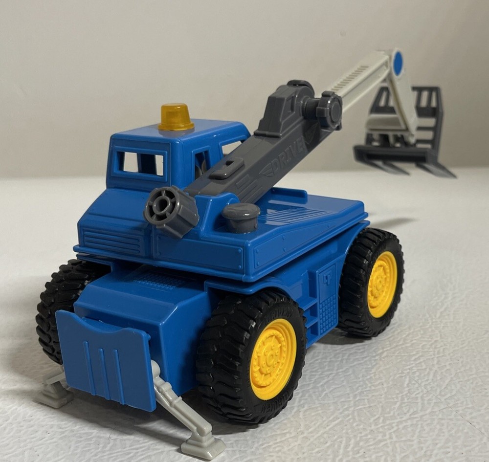 Battat DRIVEN Forklift with Light & Sound Works