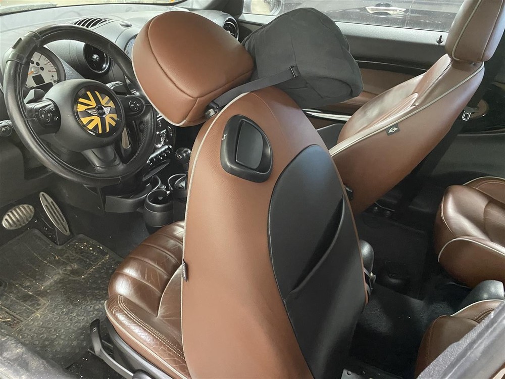Used A/C Selector Switch fits: 2013 Mini Paceman w/automatic temperature control