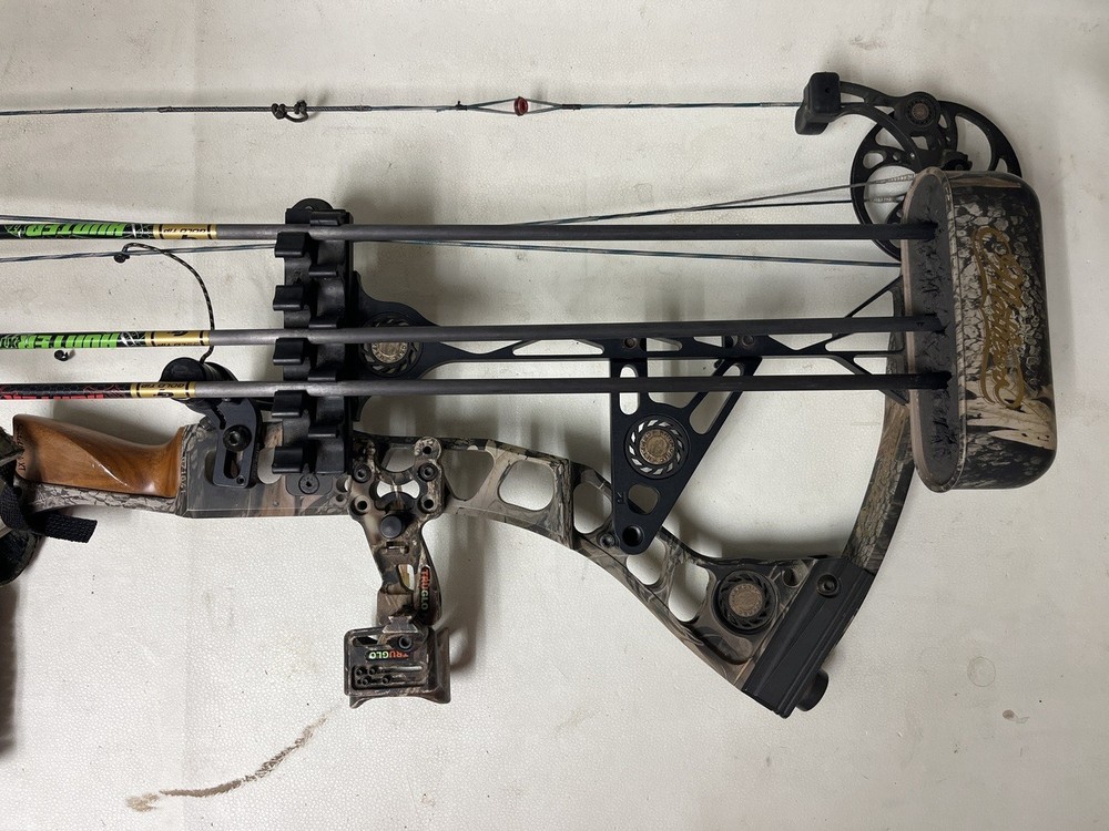 MATHEWS SWITCHBACK XT 70LB 28" DRAW COMPOUND BOW