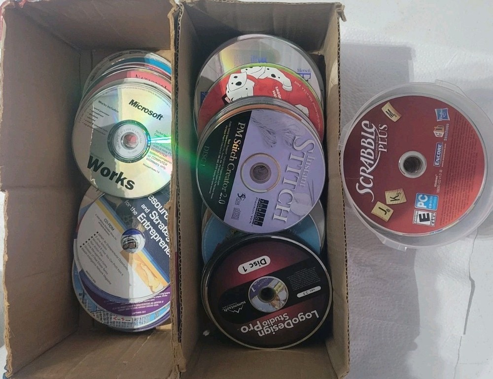 200 - Loose Assorted PC CD Rom Lot - Various Games Learning, & Software Win/Mac