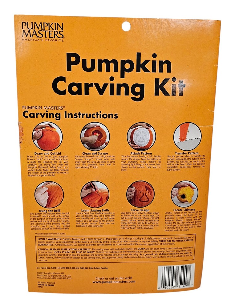 2007 Pumpkin Masters Halloween Carving Kit - Complete 12 Patterns Vampire Bat