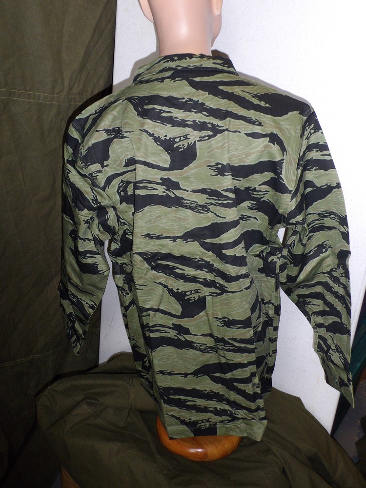 ust(L) US SPECIAL FORCES TIGER STRIPE UNIFORM Large W4C